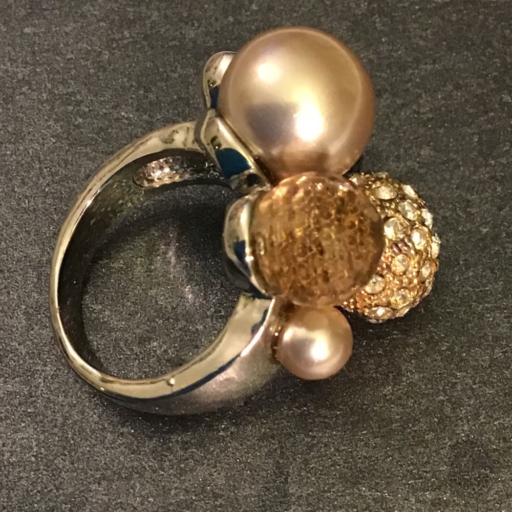 Ring Size 7 Silver Color& Shiny Balls - image 3